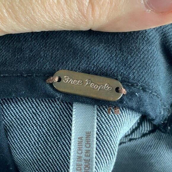 Free People Stretchy Denim Modern Femme Mini in Black Wash Size 2 - Picture 5 of 10